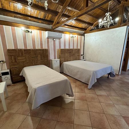 لاتينا B&B Oasi Di Mamma Clara المظهر الخارجي الصورة